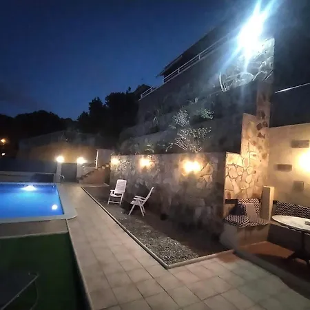 Villa Flamante *